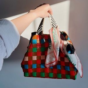 CLARE V: BATEAU TOTE: OVERSIZED CHECKER WITH CLARE V BANDANA